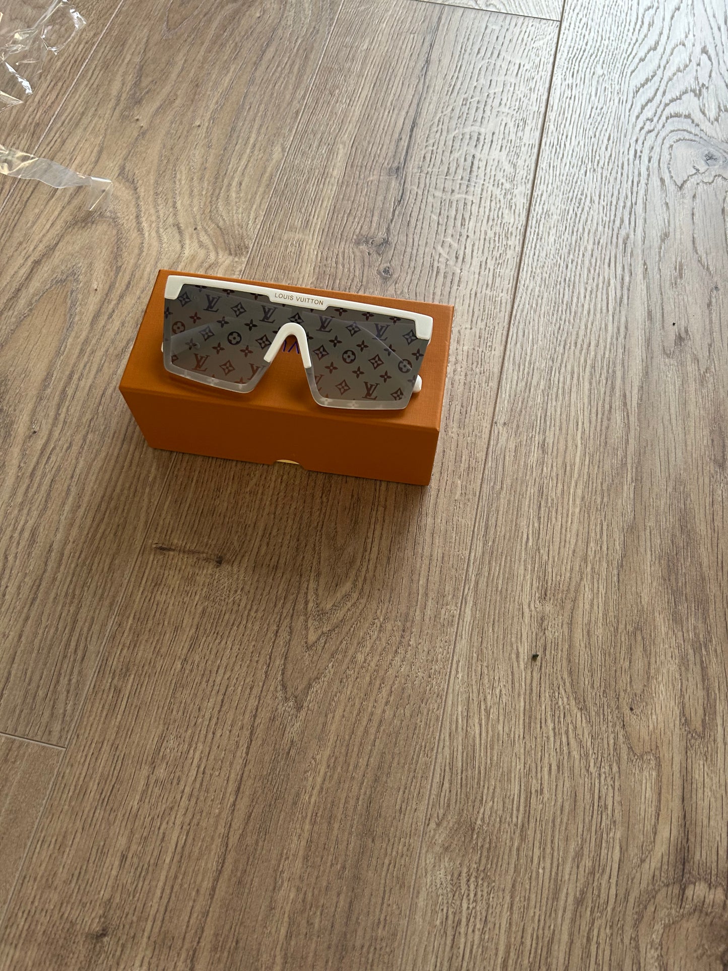 Lv White Sunglasses